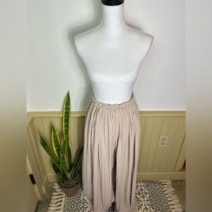Made In Italy Beige Pleated Super Wide Leg Pants Vaca Elastic Waist Women Sz S